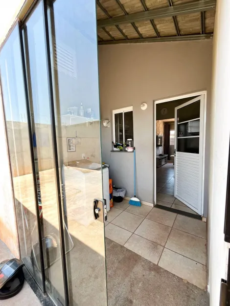 Alugar Casa / Padr&atilde;o em S&atilde;o Jos&eacute; do Rio Preto. apenas R$ 190.000,00