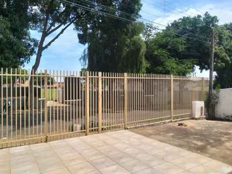 Alugar Casa / Padr&atilde;o em S&atilde;o Jos&eacute; do Rio Preto R$ 800,00 - Foto 2