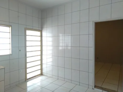 Alugar Casa / Padr&atilde;o em S&atilde;o Jos&eacute; do Rio Preto R$ 800,00 - Foto 8