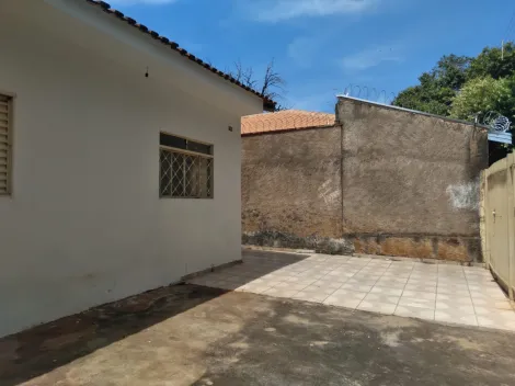 Alugar Casa / Padr&atilde;o em S&atilde;o Jos&eacute; do Rio Preto R$ 800,00 - Foto 19
