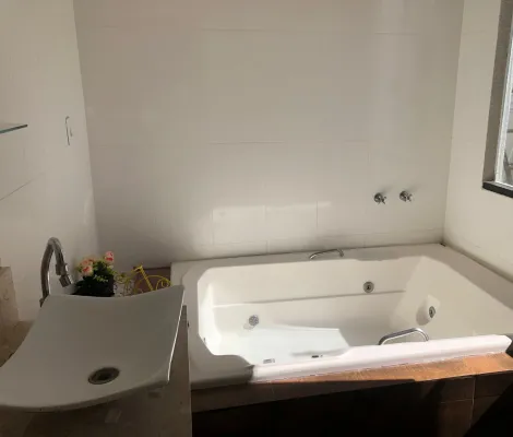 Alugar Casa / Sobrado em Guapia&ccedil;u R$ 1.700,00 - Foto 9