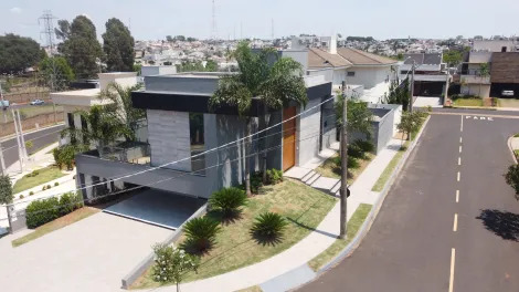 Casa / Condom&iacute;nio em S&atilde;o Jos&eacute; do Rio Preto 