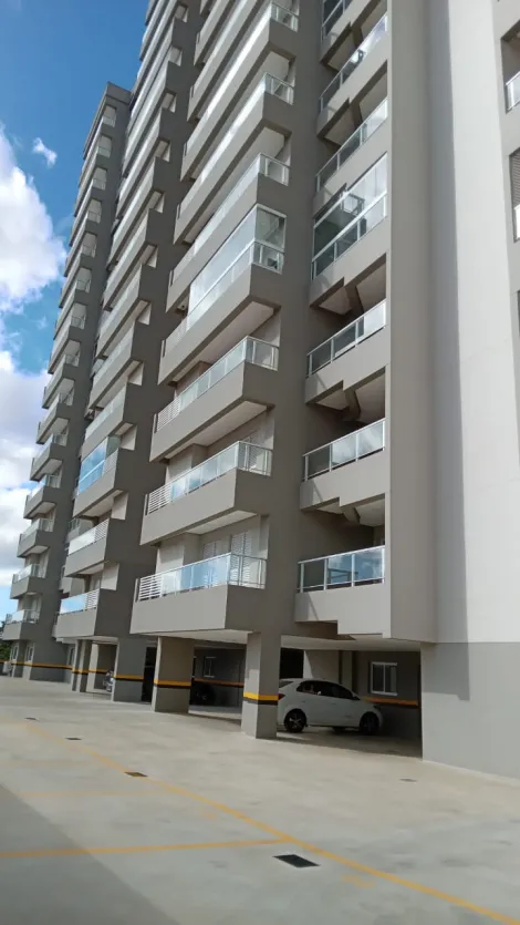 Alugar Apartamento / Padr&atilde;o em S&atilde;o Jos&eacute; do Rio Preto. apenas R$ 3.300,00