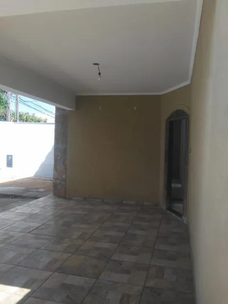 Alugar Casa / Padr&atilde;o em S&atilde;o Jos&eacute; do Rio Preto. apenas R$ 1.800,00