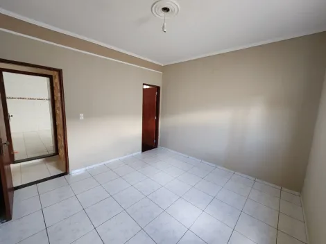 Alugar Casa / Padr&atilde;o em S&atilde;o Jos&eacute; do Rio Preto R$ 1.800,00 - Foto 7