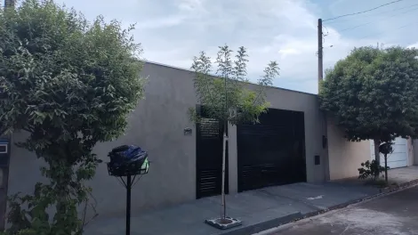 Alugar Casa / Padr&atilde;o em S&atilde;o Jos&eacute; do Rio Preto R$ 1.450,00 - Foto 2