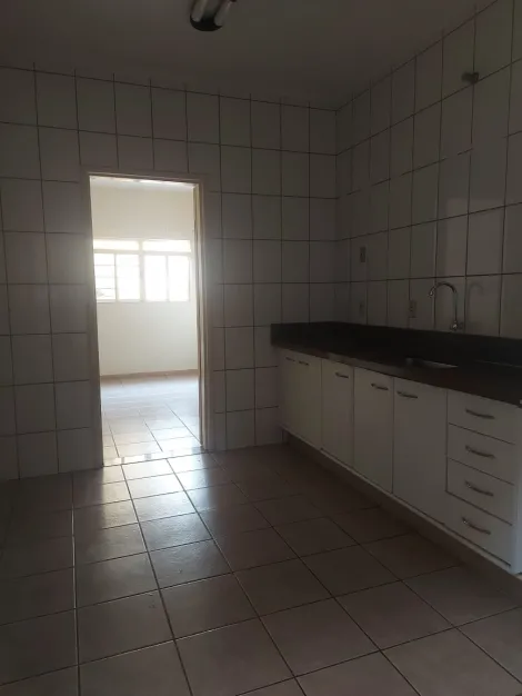 Comprar Casa / Padr&atilde;o em S&atilde;o Jos&eacute; do Rio Preto R$ 590.000,00 - Foto 13