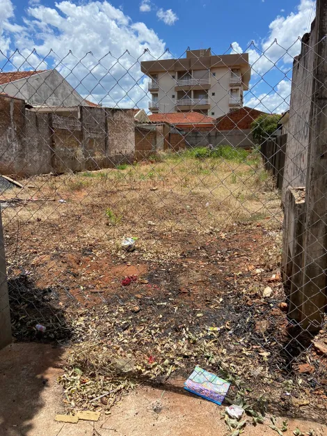 Alugar Terreno / Padr&atilde;o em S&atilde;o Jos&eacute; do Rio Preto. apenas R$ 330.000,00
