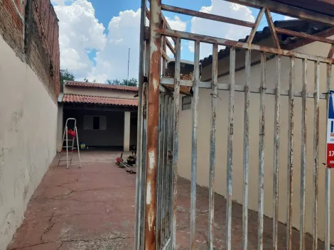 Alugar Casa / Padr&atilde;o em S&atilde;o Jos&eacute; do Rio Preto R$ 600,00 - Foto 4