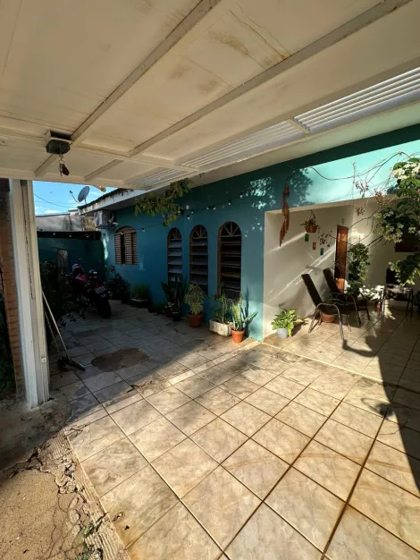 Alugar Casa / Padr&atilde;o em S&atilde;o Jos&eacute; do Rio Preto. apenas R$ 260.000,00