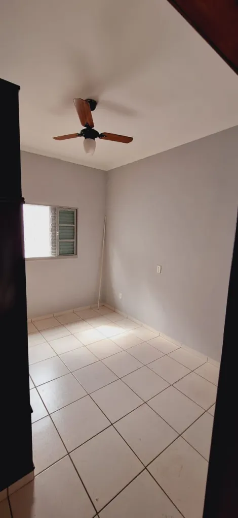 Alugar Casa / Padr&atilde;o em S&atilde;o Jos&eacute; do Rio Preto R$ 2.500,00 - Foto 10