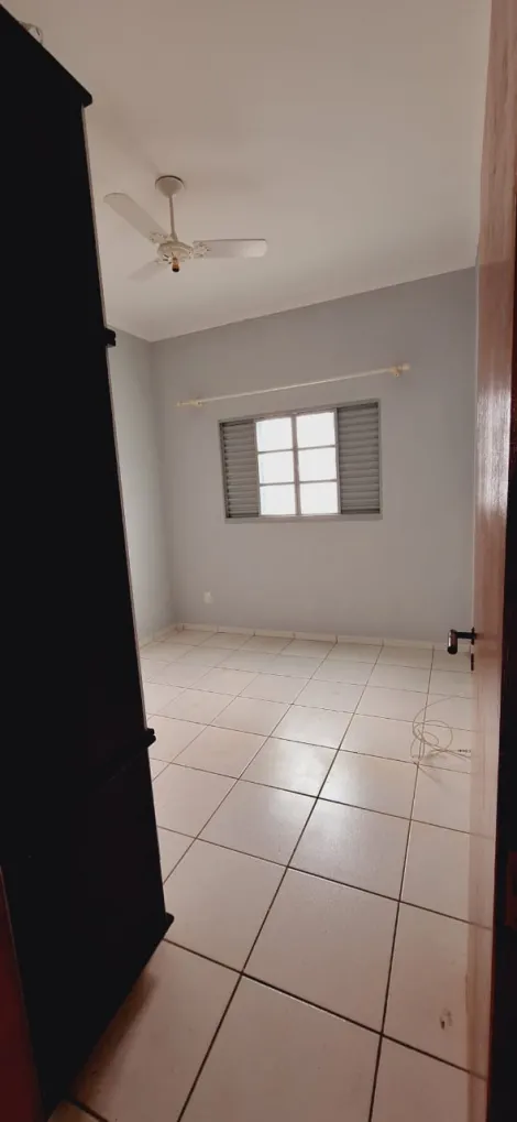 Alugar Casa / Padr&atilde;o em S&atilde;o Jos&eacute; do Rio Preto R$ 2.500,00 - Foto 28