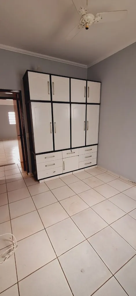 Alugar Casa / Padr&atilde;o em S&atilde;o Jos&eacute; do Rio Preto R$ 2.500,00 - Foto 32
