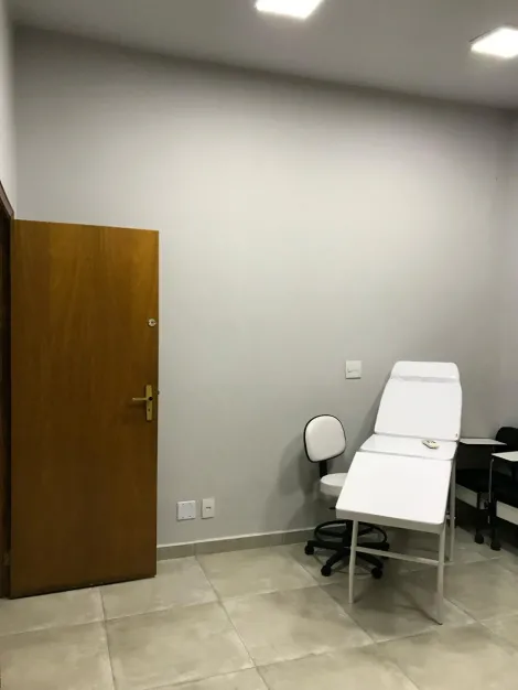 Alugar Comercial / Casa Comercial em S&atilde;o Jos&eacute; do Rio Preto R$ 3.300,00 - Foto 2