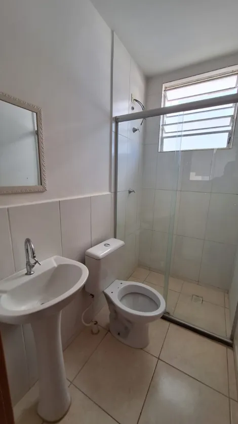 Alugar Apartamento / Padr&atilde;o em S&atilde;o Jos&eacute; do Rio Preto R$ 700,00 - Foto 6