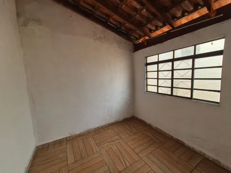 Alugar Casa / Padr&atilde;o em S&atilde;o Jos&eacute; do Rio Preto R$ 1.390,00 - Foto 12
