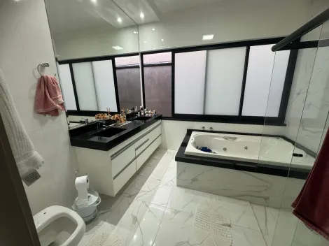 Alugar Casa / Padr&atilde;o em S&atilde;o Jos&eacute; do Rio Preto R$ 6.000,00 - Foto 4