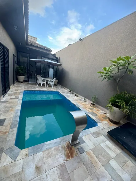 Casa / Padr&atilde;o em S&atilde;o Jos&eacute; do Rio Preto 