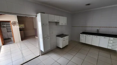 Comprar Casa / Padr&atilde;o em S&atilde;o Jos&eacute; do Rio Preto R$ 380.000,00 - Foto 3