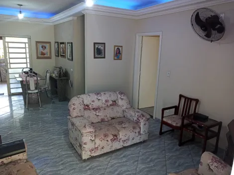 Alugar Casa / Padr&atilde;o em S&atilde;o Jos&eacute; do Rio Preto R$ 1.900,00 - Foto 13