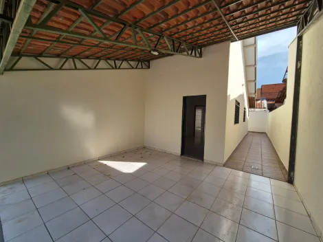 Alugar Casa / Padr&atilde;o em S&atilde;o Jos&eacute; do Rio Preto R$ 1.500,00 - Foto 2