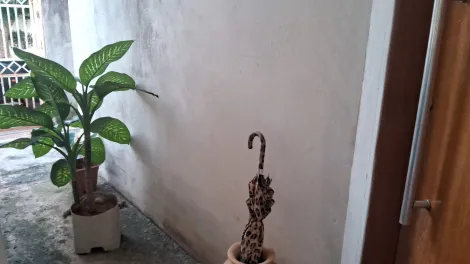 Comprar Casa / Padr&atilde;o em Bady Bassitt R$ 200.000,00 - Foto 5