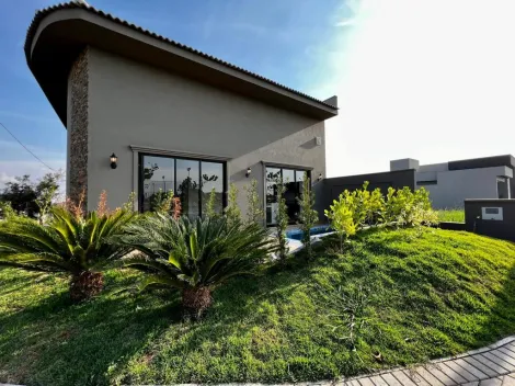 Casa / Condom&iacute;nio em Mirassol 