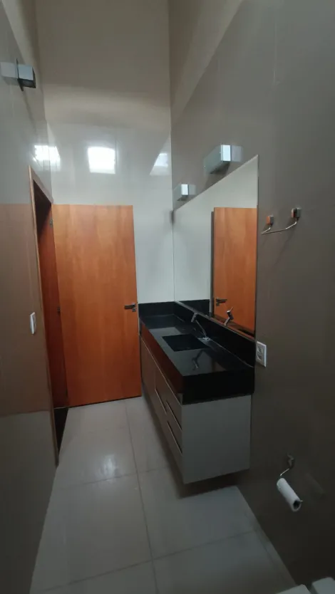 Alugar Casa / Padr&atilde;o em S&atilde;o Jos&eacute; do Rio Preto R$ 3.200,00 - Foto 30