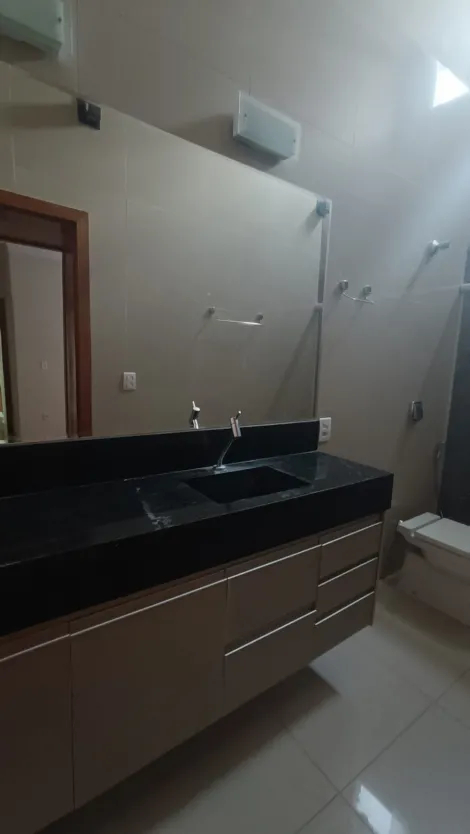 Alugar Casa / Padr&atilde;o em S&atilde;o Jos&eacute; do Rio Preto R$ 3.200,00 - Foto 32