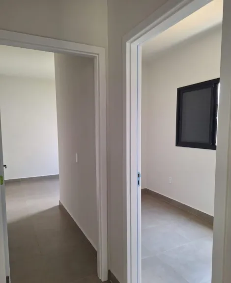 Alugar Casa / Condom&iacute;nio em S&atilde;o Jos&eacute; do Rio Preto R$ 1.800,00 - Foto 8
