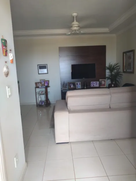 Comprar Apartamento / Padr&atilde;o em S&atilde;o Jos&eacute; do Rio Preto R$ 390.000,00 - Foto 3