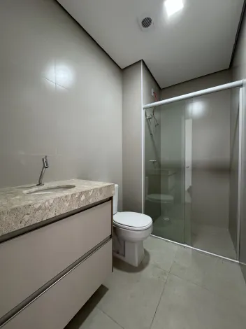 Alugar Apartamento / Padr&atilde;o em S&atilde;o Jos&eacute; do Rio Preto R$ 2.800,00 - Foto 13