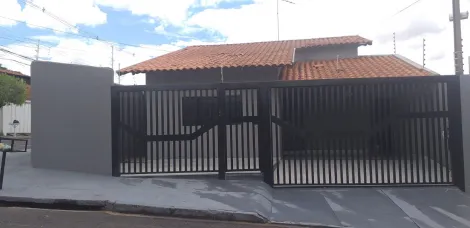 Alugar Casa / Padr&atilde;o em S&atilde;o Jos&eacute; do Rio Preto R$ 2.000,00 - Foto 2