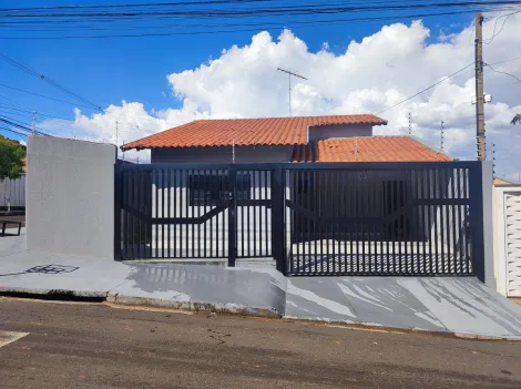 Alugar Casa / Padr&atilde;o em S&atilde;o Jos&eacute; do Rio Preto. apenas R$ 2.000,00