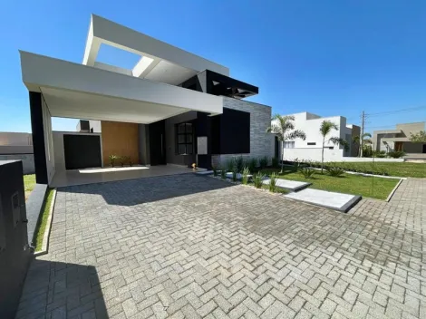 Casa / Condom&iacute;nio em S&atilde;o Jos&eacute; do Rio Preto 