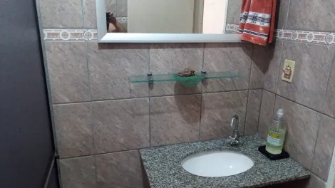 Alugar Casa / Padr&atilde;o em S&atilde;o Jos&eacute; do Rio Preto R$ 1.000,00 - Foto 6