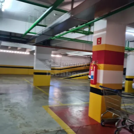 Comprar Apartamento / Padr&atilde;o em S&atilde;o Jos&eacute; do Rio Preto R$ 649.000,00 - Foto 2