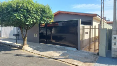 Alugar Casa / Padr&atilde;o em S&atilde;o Jos&eacute; do Rio Preto. apenas R$ 650.000,00