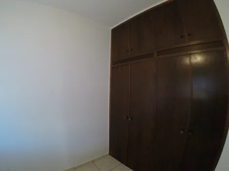Alugar Casa / Padr&atilde;o em S&atilde;o Jos&eacute; do Rio Preto R$ 2.800,00 - Foto 8