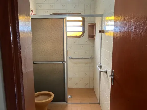 Alugar Casa / Padr&atilde;o em S&atilde;o Jos&eacute; do Rio Preto R$ 2.300,00 - Foto 6
