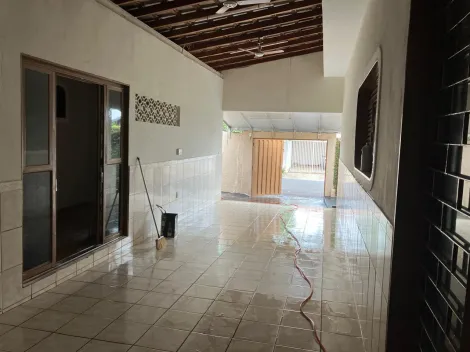 Alugar Casa / Padr&atilde;o em S&atilde;o Jos&eacute; do Rio Preto R$ 2.300,00 - Foto 2