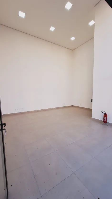 Alugar Comercial / Sala em S&atilde;o Jos&eacute; do Rio Preto R$ 2.150,00 - Foto 5