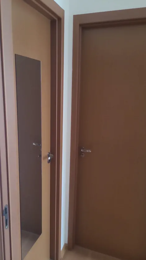 Alugar Apartamento / Padr&atilde;o em S&atilde;o Jos&eacute; do Rio Preto R$ 1.000,00 - Foto 3