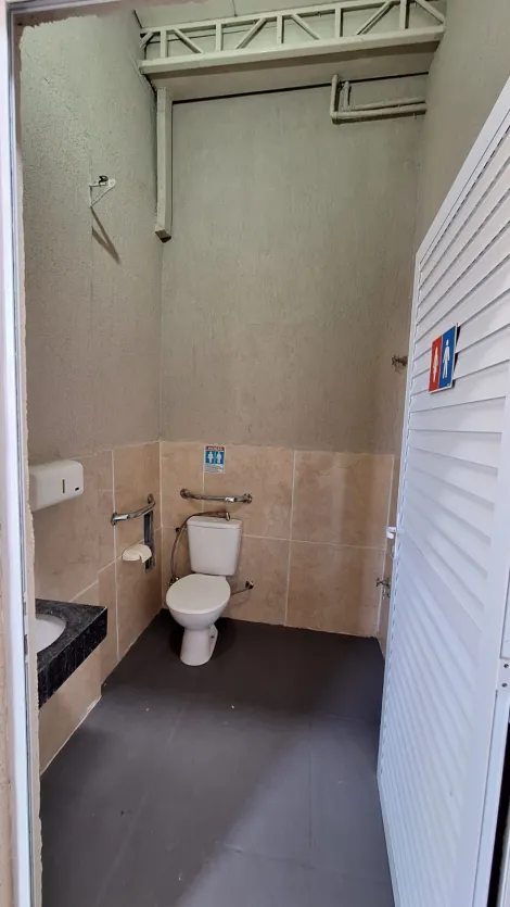 Alugar Comercial / Sal&atilde;o em S&atilde;o Jos&eacute; do Rio Preto R$ 600,00 - Foto 8