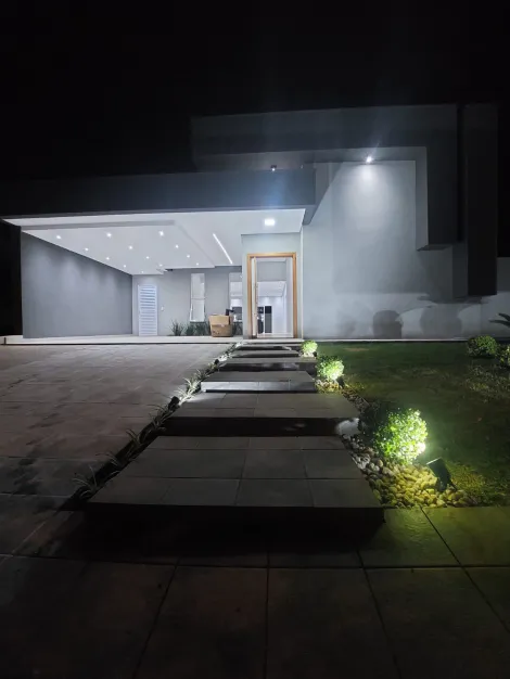 Casa / Condom&iacute;nio em Mirassol 