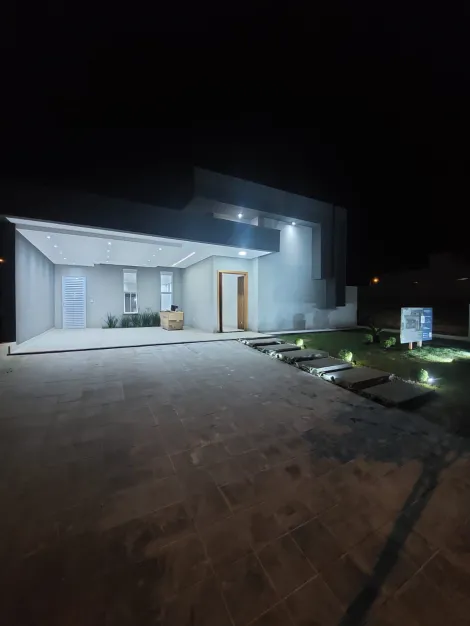 Alugar Casa / Condom&iacute;nio em Mirassol R$ 4.000,00 - Foto 2