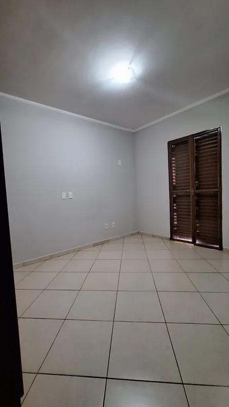 Alugar Apartamento / Padr&atilde;o em S&atilde;o Jos&eacute; do Rio Preto R$ 1.600,00 - Foto 6