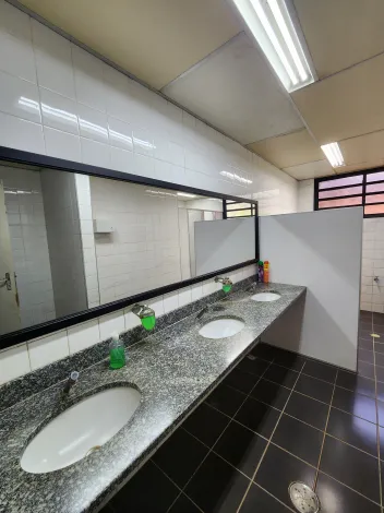 Alugar Comercial / Pr&eacute;dio Inteiro em S&atilde;o Jos&eacute; do Rio Preto R$ 40.000,00 - Foto 10