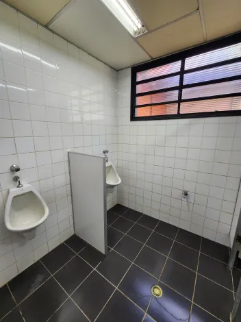 Alugar Comercial / Pr&eacute;dio Inteiro em S&atilde;o Jos&eacute; do Rio Preto R$ 40.000,00 - Foto 11