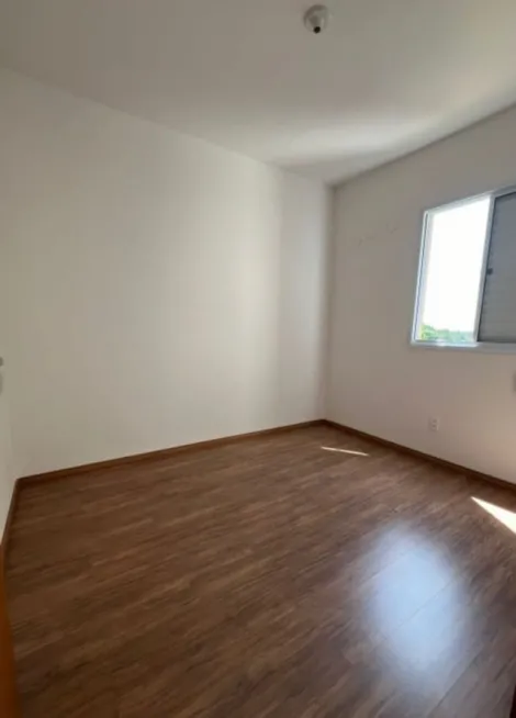 Alugar Apartamento / Padr&atilde;o em S&atilde;o Jos&eacute; do Rio Preto R$ 850,00 - Foto 6